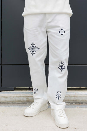 Jean avec broderie